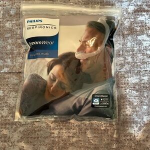 Philips DreamWear Gel Pillow Mask in Clear and Black